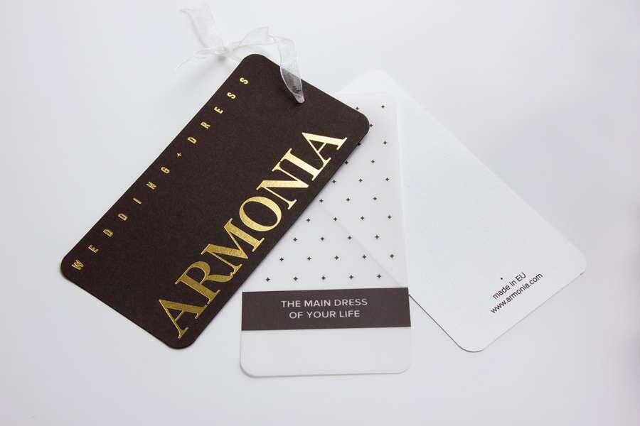 Картонна потрійна бірка для одягу